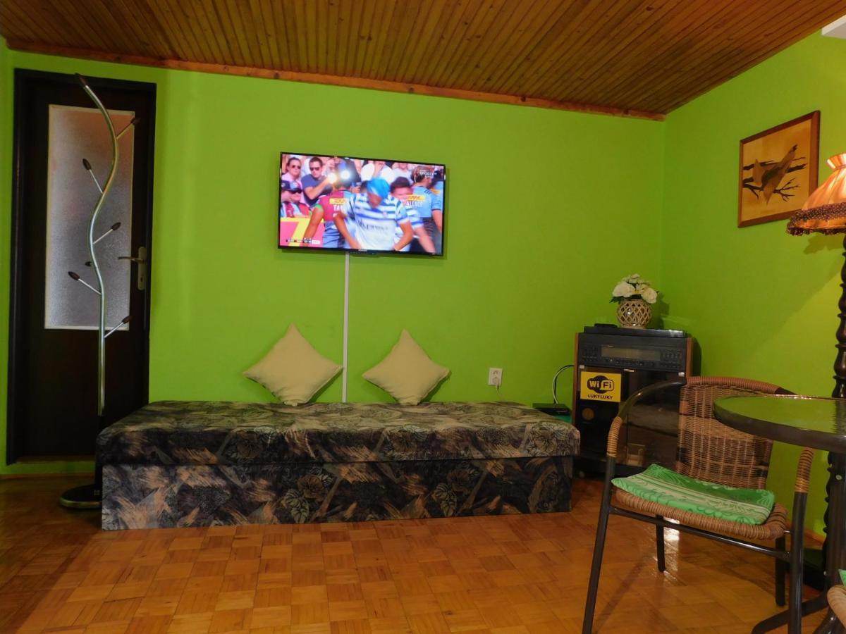 Pod Dubom Apartment Liptovsky Mikulas Bagian luar foto