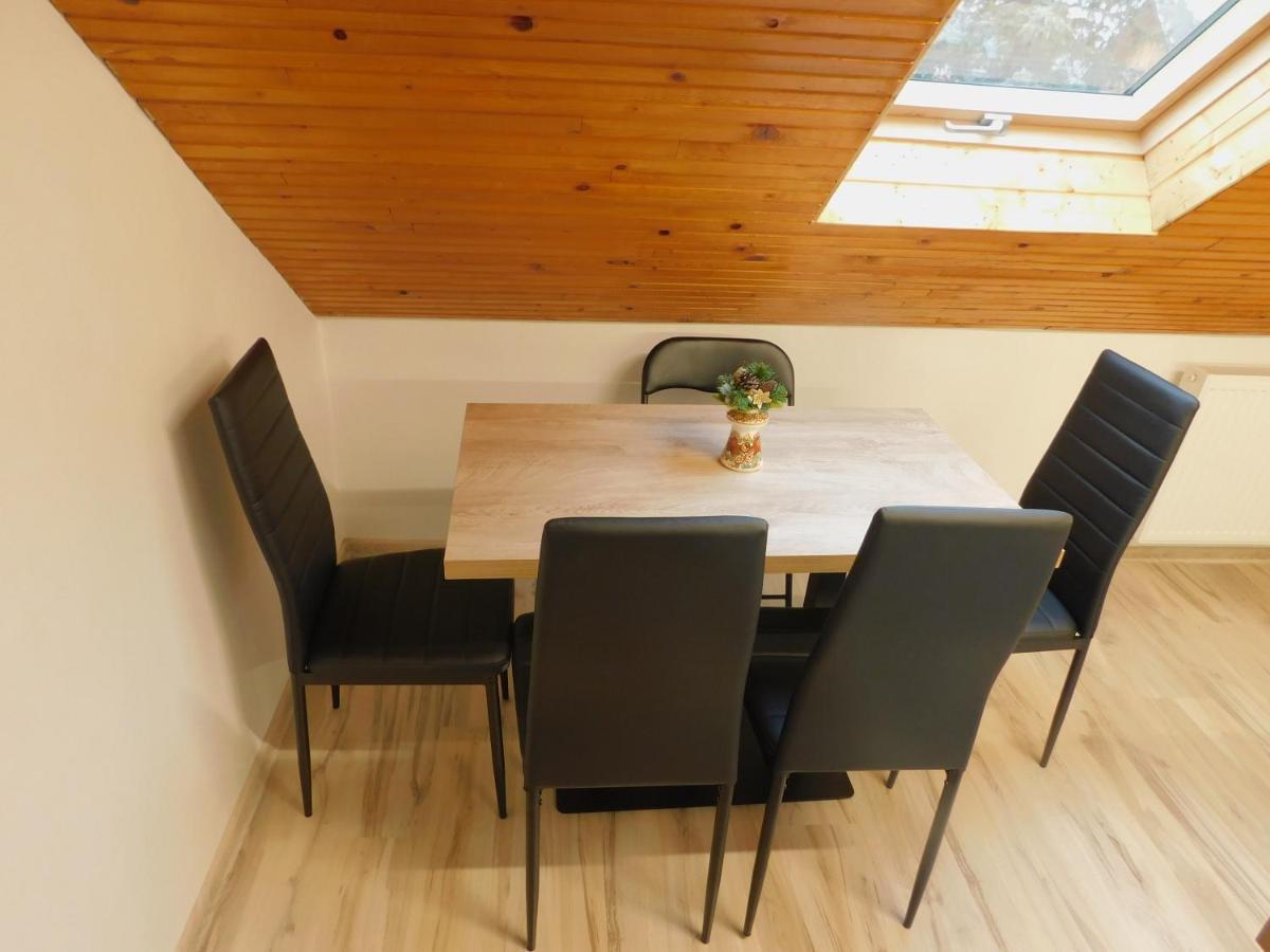 Pod Dubom Apartment Liptovsky Mikulas Bagian luar foto